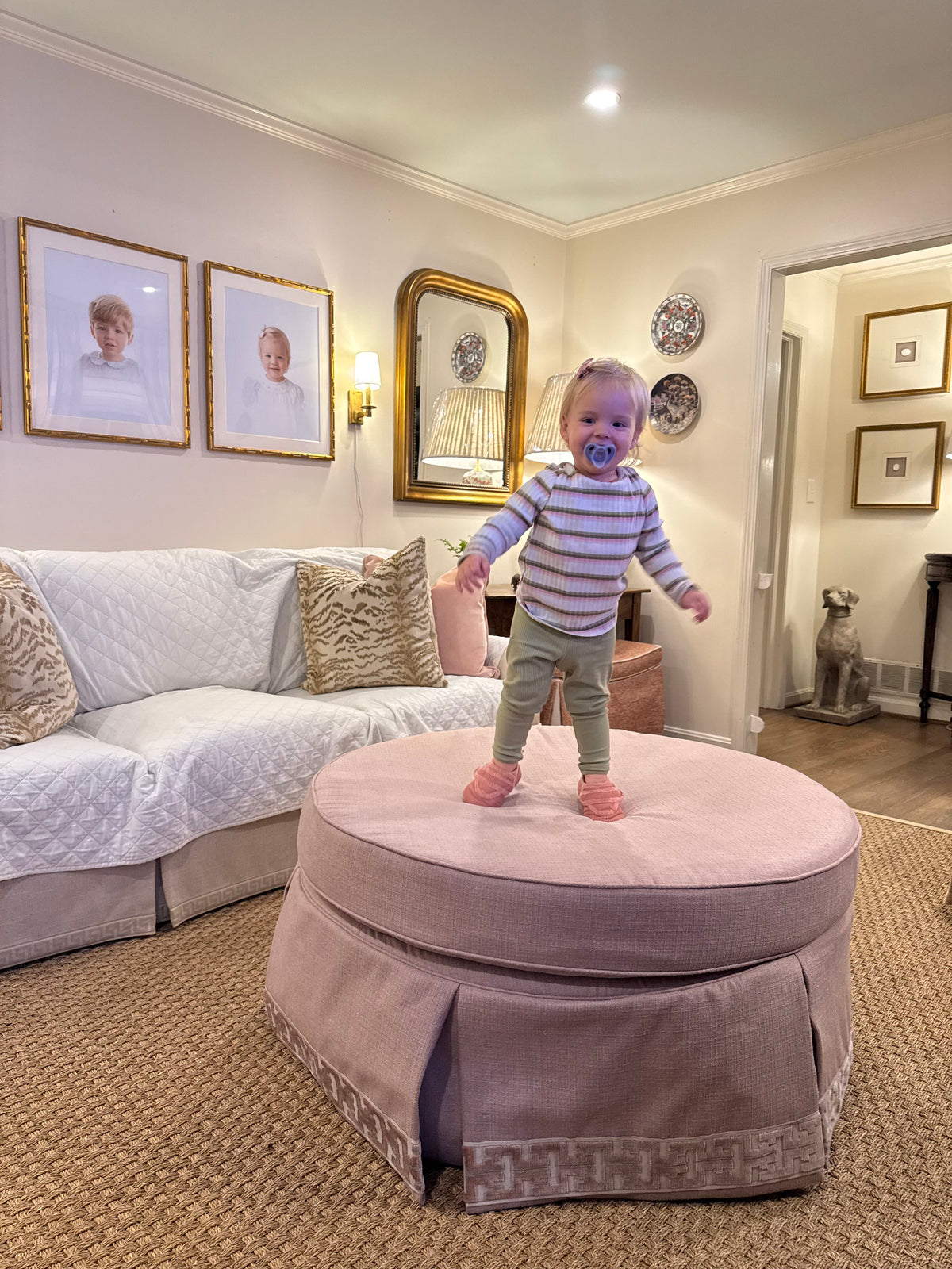 Spring & Stitch Bounder styling in a home setting.